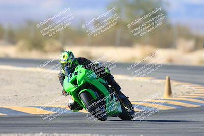 media/Jan-10-2025-CVMA Friday Practice (Fri) [[489e0da257]]/Group 4 and Trackday/Session 5 (Turn 7)/